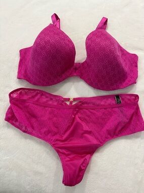 VICTORIA SECRET Very Sexy Pink LIGHTLY LINED DEMI BRA 38DDD & Panty